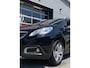 Peugeot 2008 1.2 PureTech Allure - Panorama dak I Airco I Led / Xenon I PDC I Trekhaak I Dealer onderhouden