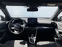 Toyota Yaris Cross 1.5 Hybrid Dynamic / Navigatie / Apple Carplay / Achteruitrijcamera / Stuur-, Stoel en voorruitverwarming / Trekhaak