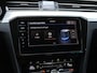 Volkswagen Passat 1.4 TSI PHEV GTE Business 218PK DSG | Led Matrix | Trekhaak | Keyless | Camera | Stoelverwarming