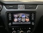 Skoda Octavia Combi 1.5 TSI 150pk DSG Greentech Sport Business Parkeersensoren Stoelverwarming Trekhaak App Connect