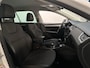 Skoda Octavia Combi 1.5 TSI 150pk DSG Greentech Sport Business Parkeersensoren Stoelverwarming Trekhaak App Connect