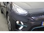 Kia Niro EV E-niro ExecutiveLine 64 kWh - Carplay, Camera, Leer, Memory, Trekhaak, Stoelverw.