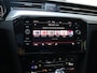 Volkswagen Passat Variant 1.4 TSI PHEV GTE Business 218PK DSG | Led Matrix | Trekhaak | Panoramadak | Camera | Stoel/stuurverwarming | Keyless | DCC | Side assist