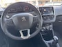 Peugeot 208 1.2 Allure | Apple Carplay / Android Auto | Cruise Control | Parkeersensoren Achter | Licht Metalen Velgen | | Dimlichten automatisch | Elektrische ramen voor | Elektronisch Stabiliteits Programma