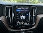 Volvo XC60 2.0 T8 Plug-in hybrid AWD Ultimate Dark 455PK! // ADAPT. CRUISE // PANODAK // HARMAN&KARDON // LEDER // ELEK. STOELEN+GEHEUGEN // 360 CAMERA+SENSOREN //