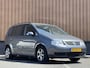 Volkswagen Touran 1.6 Business | Handel & Export | Trekhaak | Lichtmetaal | APK tot 23-04-2027 | Airco |