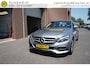Mercedes-Benz C-klasse C180 157PK PRESTIGE KEURIGE NETTE STAAT! NAVIGATIE STOELVERWARMING ECC AIRCO CRUISECONTROL 17INCH 4X PERF ALL SEASON BANDEN XENON/LED BLUETOOTH PDC V+A ENZ...