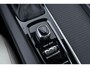 Volvo V60 T5 Momentum Pro | ACC | Panoramadak | Head-Up | Stoel+Stuurverwarming | Trekhaak | Camera