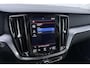 Volvo V60 T5 Momentum Pro | ACC | Panoramadak | Head-Up | Stoel+Stuurverwarming | Trekhaak | Camera