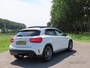 Mercedes-Benz GLA 180 Ambition *PANO *AMG-STYLING