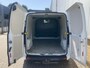 Ford Transit Custom 300 2.0 TDCI 130 pk Automaat L2H1 Trend Trekhaak - Laadruimtebescherming - Apple Carplay/Android Auto - Achteruitrijcamera - Stoelverwarming