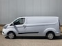 Ford Transit Custom 300 2.0 TDCI 130 pk Automaat L2H1 Trend Trekhaak - Laadruimtebescherming - Apple Carplay/Android Auto - Achteruitrijcamera - Stoelverwarming