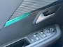 Peugeot 208 1.2 PureTech 101 pk AUTOMAAT Allure Pack, panoramadak, achteruitrijcamera, navigatie, adaptief cruise controle