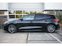 Ford Focus 1.0 EcoBoost ST Line BlackPack NL-auto [ Carplay Spoiler Extra Getint Parkeersensoren Rijstrooksensor Cruise Control ]