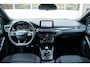 Ford Focus 1.0 EcoBoost ST Line BlackPack NL-auto [ Carplay Spoiler Extra Getint Parkeersensoren Rijstrooksensor Cruise Control ]