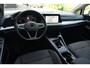 Volkswagen Golf 1.5 TSI Life 130pk Navigatie/Stoelverwarming/AdaptieveCruiseControl
