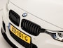 BMW 3-Serie 318i M Sport Automaat (GROOT NAVI, M PAKKET, VIRTUAL COCKIT, COGNAC LEDER, SPORTSTOELEN, STOELVERWARMING, GETINT GLAS, ELEK ACHTERKLEP, NIEUWE APK, NIEUWSTAAT)