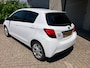 Toyota Yaris 1.5 Full Hybrid Dynamic / FACELIFT / NAVI / CAMERA / APK 2027