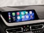 BMW 2-Serie 218i M Sport High Executive Automaat (PANORAMADAK, KUIPSTOELEN, M PAKKET, HARMAN/KARDON, LEDER, STOELVERWARMING, GETINT GLAS, CAMERA, APPLE CARPLAY, NIEUWSTAAT)