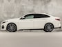 BMW 2-Serie 218i M Sport High Executive Automaat (PANORAMADAK, KUIPSTOELEN, M PAKKET, HARMAN/KARDON, LEDER, STOELVERWARMING, GETINT GLAS, CAMERA, APPLE CARPLAY, NIEUWSTAAT)