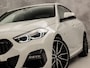 BMW 2-Serie 218i M Sport High Executive Automaat (PANORAMADAK, KUIPSTOELEN, M PAKKET, HARMAN/KARDON, LEDER, STOELVERWARMING, GETINT GLAS, CAMERA, APPLE CARPLAY, NIEUWSTAAT)