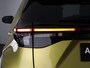 Toyota Yaris Cross 1.5 Hybrid Executive Bi-Tone | Panoramadak | Dodehoek Detectie | HUD | Navigatie