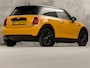 MINI Cooper 1.5 Cooper Sport (NAVIGATIE, STOELVERWARMING, GETINT GLAS, SPORTSTOELEN, CRUISE, NIEUWE APK, NIEUWSTAAT)