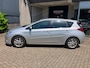 Toyota Auris 1.6 Aspiration / NIEUW MODELJAAR / ALU VELGEN / AIRCO ACC / TREKHAAK / CAMERA