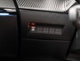 Peugeot 2008 1.2 PureTech GT-Line Automaat (APPLE CARPLAY, GROOT NAVI, 360 CAMERA, LEDER, SPORTSTOELEN, GETINT GLAS, CRUISE, LANE ASSIST, NIEUWSTAAT)