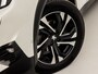 Peugeot 2008 1.2 PureTech GT-Line Automaat (APPLE CARPLAY, GROOT NAVI, 360 CAMERA, LEDER, SPORTSTOELEN, GETINT GLAS, CRUISE, LANE ASSIST, NIEUWSTAAT)