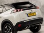 Peugeot 2008 1.2 PureTech GT-Line Automaat (APPLE CARPLAY, GROOT NAVI, 360 CAMERA, LEDER, SPORTSTOELEN, GETINT GLAS, CRUISE, LANE ASSIST, NIEUWSTAAT)