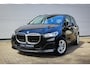 BMW 2-Serie Active Tourer 225e xDrive // 97% SoH | Camera | Curved Display | Elek. achterklep | 85km WLTP elektrische range | CarPlay & Android Auto