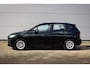 BMW 2-Serie Active Tourer 225e xDrive // 97% SoH | Camera | Curved Display | Elek. achterklep | 85km WLTP elektrische range | CarPlay & Android Auto