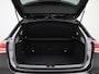Mercedes-Benz A-klasse 180 Business Solution | Automaat | Apple Carplay / Android Auto | Achteruitrijcamera | Navigatie | Half-Leder | Stoelverwarming | Climate Control | Cruise Control | Wide Screen Cockpit | Lichtmetalen Velgen |