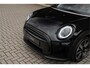 MINI Cooper 5-Deurs 1.5 Aut. | Navi | Panorama | Chester Leder | Camera | Head-Up | 17"LM | MIdnight Black
