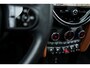 MINI Cooper 5-Deurs 1.5 Aut. | Navi | Panorama | Chester Leder | Camera | Head-Up | 17"LM | MIdnight Black