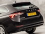 Skoda Octavia Combi 1.0 e-TSI Sport Automaat (VIRTUAL COCKPIT, APPLE CARPLAY, GROOT NAVI, STOELVERWARMING, SPORTSTOELEN, GETINT GLAS, ADAPTIVE CRUISE, CAMERA, SFEERVERLICHTING, NIEUWSTAAT)