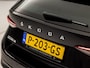 Skoda Octavia Combi 1.0 e-TSI Sport Automaat (VIRTUAL COCKPIT, APPLE CARPLAY, GROOT NAVI, STOELVERWARMING, SPORTSTOELEN, GETINT GLAS, ADAPTIVE CRUISE, CAMERA, SFEERVERLICHTING, NIEUWSTAAT)
