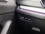 Skoda Octavia Combi 1.0 e-TSI Sport Automaat (VIRTUAL COCKPIT, APPLE CARPLAY, GROOT NAVI, STOELVERWARMING, SPORTSTOELEN, GETINT GLAS, ADAPTIVE CRUISE, CAMERA, SFEERVERLICHTING, NIEUWSTAAT)