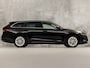 Skoda Octavia Combi 1.0 e-TSI Sport Automaat (VIRTUAL COCKPIT, APPLE CARPLAY, GROOT NAVI, STOELVERWARMING, SPORTSTOELEN, GETINT GLAS, ADAPTIVE CRUISE, CAMERA, SFEERVERLICHTING, NIEUWSTAAT)