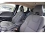 Volvo V40 Cross Country 2.0 T4 Kinetic Automaat | Airco | Navigatie | 190PK | Dealerauto | Inruil mogelijk