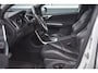 Volvo XC60 2.0 T5 FWD R-Design TREKHAAK/PANORAMADAK/VERWARMDE VOORSTOELEN