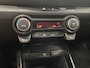 Kia Stonic 1.0 T-GDi MHEV DynamicPlusLine Navigatie Apple Carplay Android Auto Lichtmetalen Velgen Climate Control Cruise control Parkeer sensoren