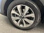Kia Stonic 1.0 T-GDi MHEV DynamicPlusLine Navigatie Apple Carplay Android Auto Lichtmetalen Velgen Climate Control Cruise control Parkeer sensoren