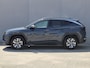 Hyundai Tucson 1.6 T-GDI HEV Comfort Smart / trekhaak vast / Trekgewicht 1650 kg / Elektrische achterklep / Stuur- & Stoelverwarming / Achteruitrijcamera / Adaptief cruise control / Draadloze telefoon lader / Keyless Entry/Start / Apple Carplay Android Auto /