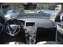 Volvo XC60 2.4 D4 Summum | Navigatie | Leer | Elek stoelen | Memory Stoelen | Panoramadak | Parkeercamera | Parkeersensoren | zeer compleet dealeronderhouden 2.4 5 cilinder laatste beurt bij 130000km km wit metallic stoelverwarming camera trekhaak panorama dak