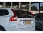 Volvo XC60 2.4 D4 Summum | Navigatie | Leer | Elek stoelen | Memory Stoelen | Panoramadak | Parkeercamera | Parkeersensoren | zeer compleet dealeronderhouden 2.4 5 cilinder laatste beurt bij 130000km km wit metallic stoelverwarming camera trekhaak panorama dak