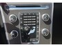 Volvo XC60 2.4 D4 Summum | Navigatie | Leer | Elek stoelen | Memory Stoelen | Panoramadak | Parkeercamera | Parkeersensoren | zeer compleet dealeronderhouden 2.4 5 cilinder laatste beurt bij 130000km km wit metallic stoelverwarming camera trekhaak panorama dak