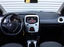 Citroën C1 1.0 VTi Shine | Camera | Clima | Cruise | 15" LM | Apple Carplay/Android Auto | Lichtsensor | Privacy glass |
