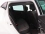 Renault Clio 0.9 TCe Limited | Cruise Control | Airco | Parkeersensoren | Bluetooth | 16 Inch | 41.713 Km !!